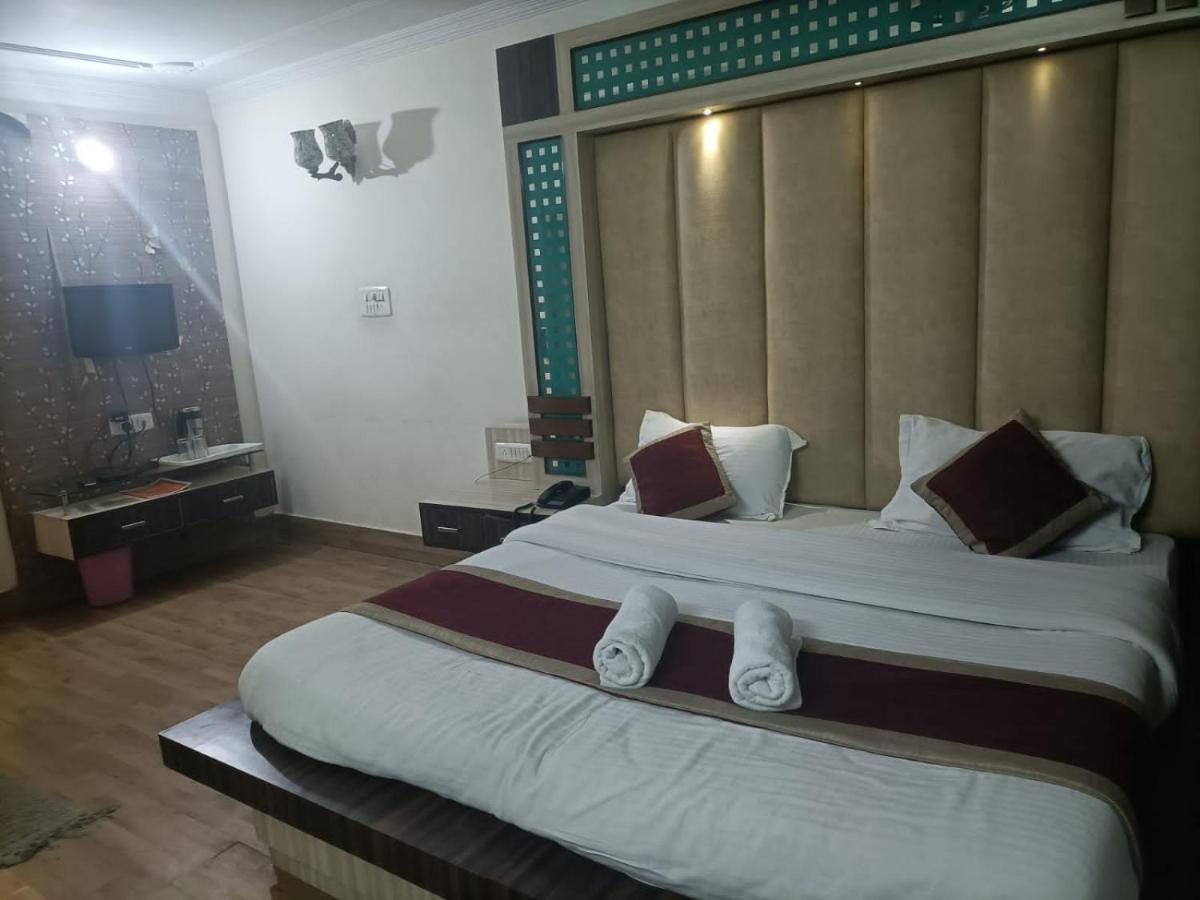 Hotel Midtown Харідвар Екстер'єр фото