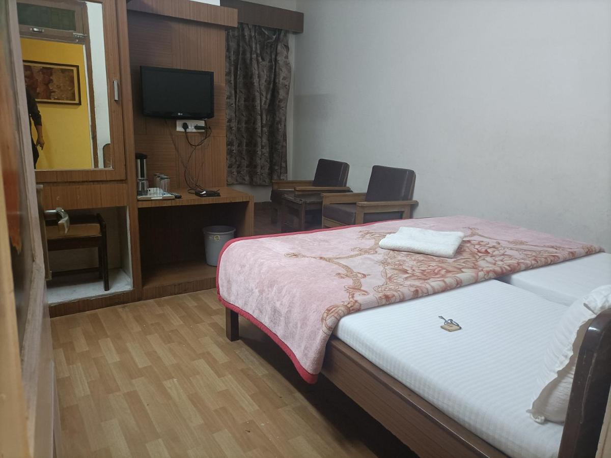 Hotel Midtown Харідвар Екстер'єр фото